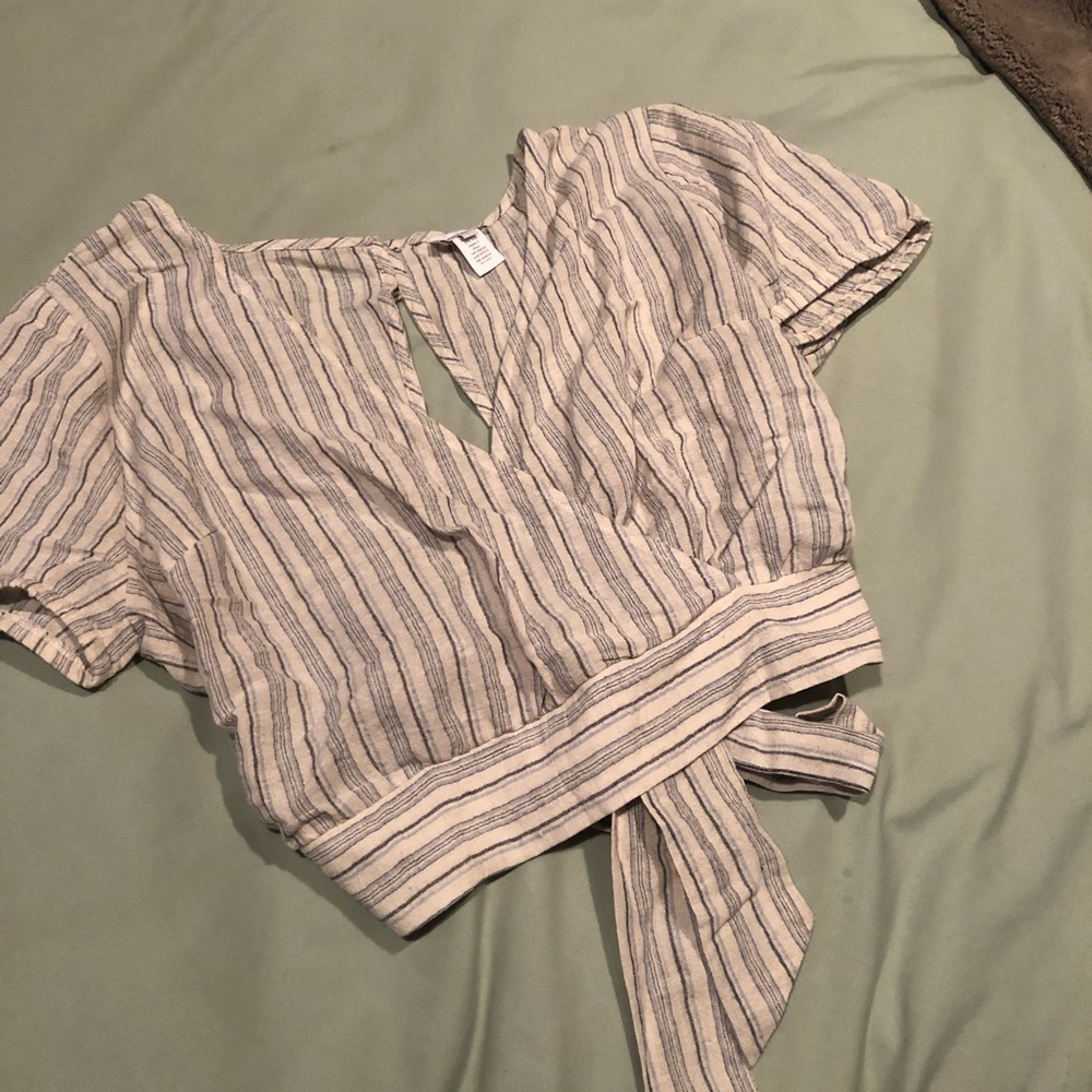 Melrose open back wrap top with tie.